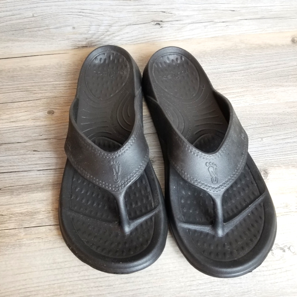 NUUSOL Unisex Cascade Flip Flops M11 W12